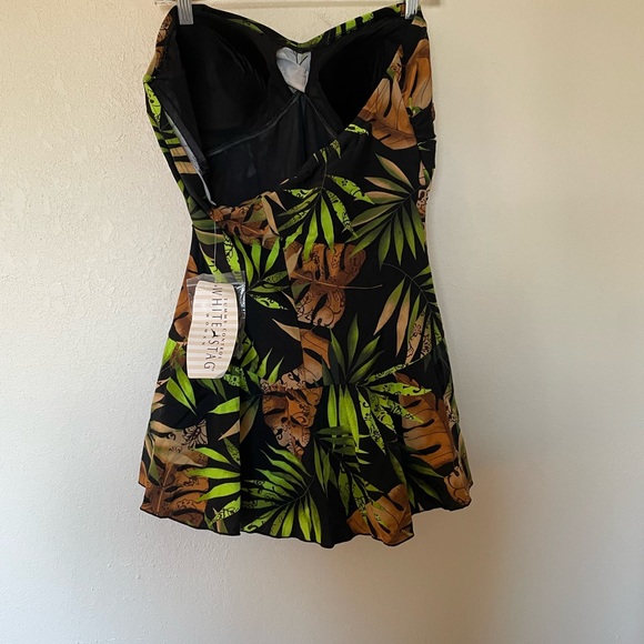 NWT  one piece bathing suit white sage tummy control - Picture 4 of 4